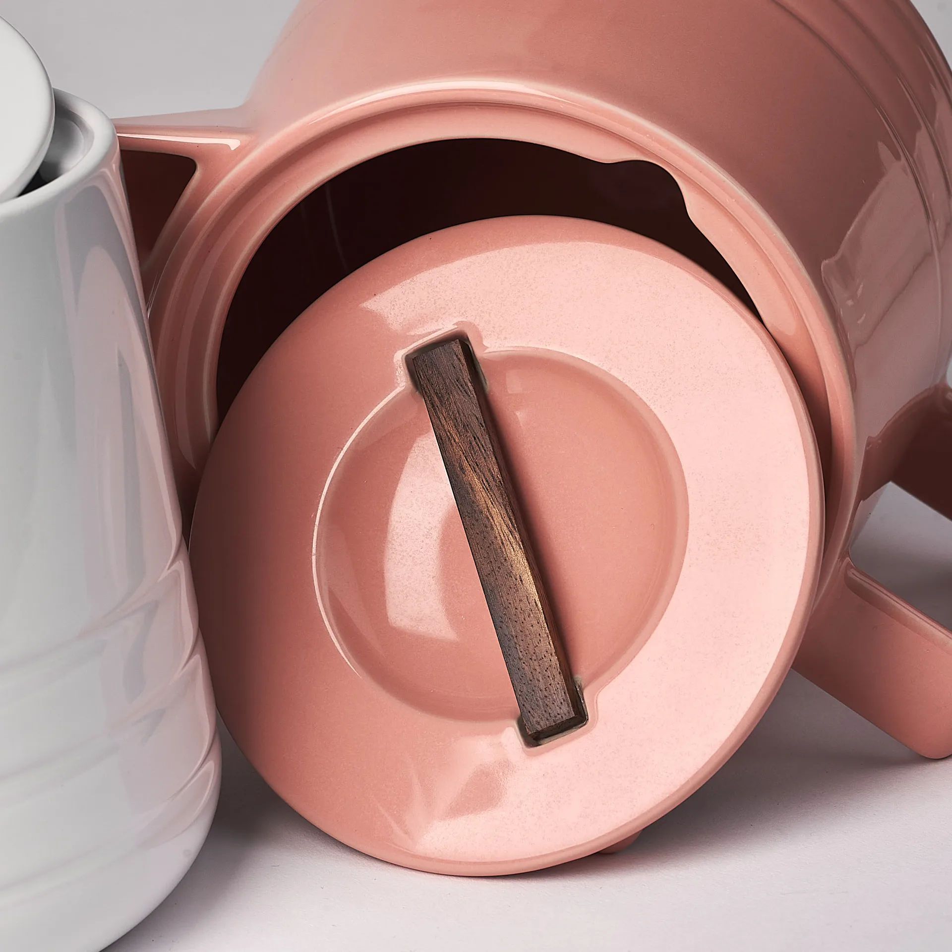 Lines tekanna 1,5 liter, Rosa NJRD