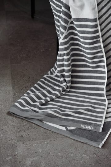 Stripes badhandduk 100x150 cm - Grå - NJRD