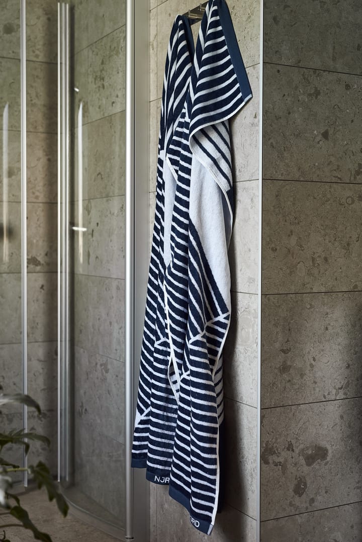 Stripes badhandduk 70x140 cm, Blå NJRD