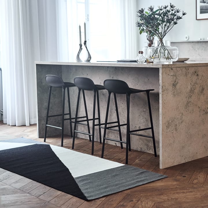Stripes blocks kelimmatta svart - 80x240 cm - NJRD