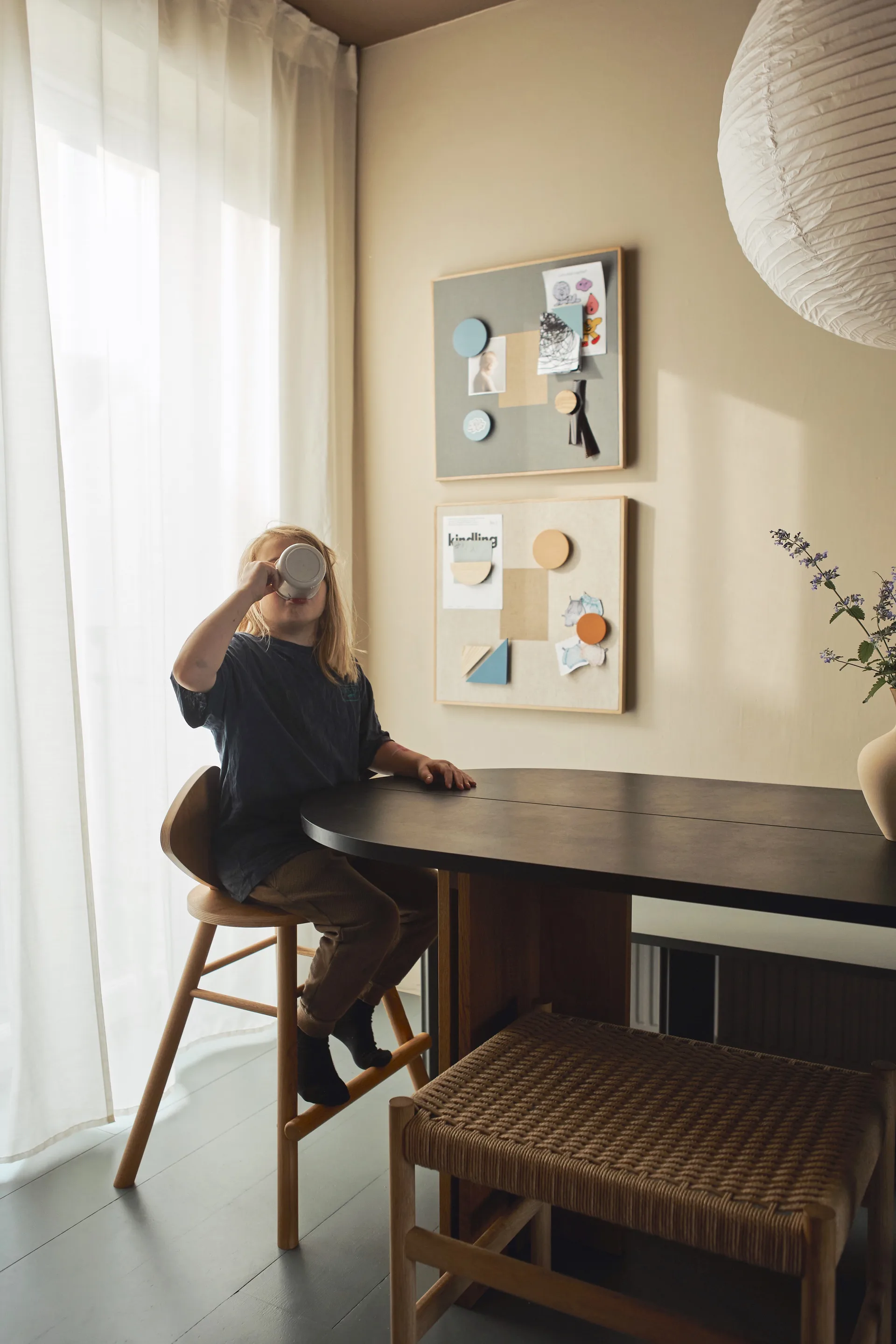 Mouse Chair Junior stol, Ek Nofred