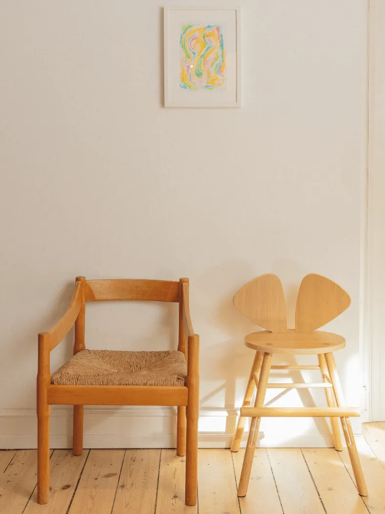 Mouse Chair Junior stol, Ek Nofred