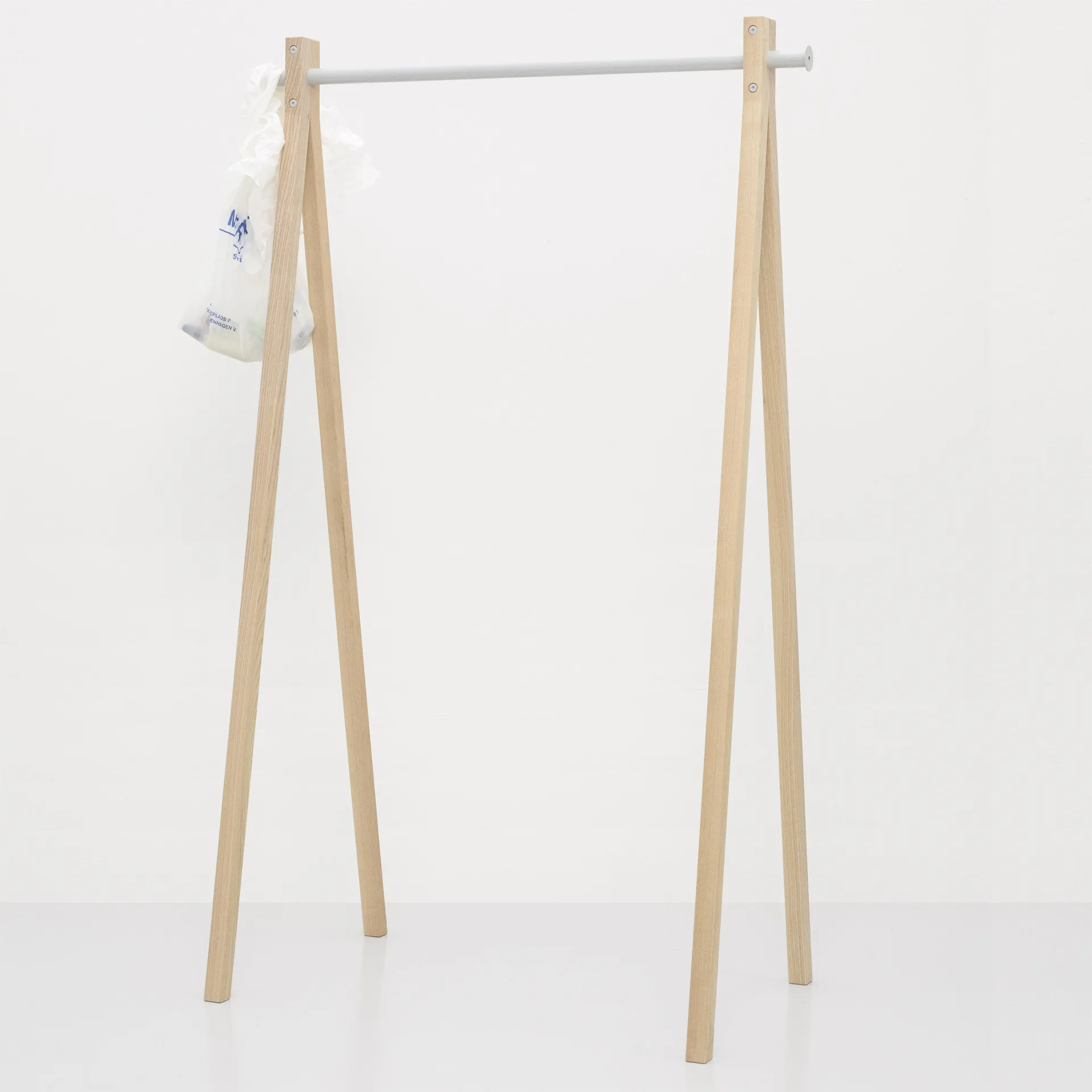 Dress-Up 90 klädstång, natur-vit Nomess Copenhagen