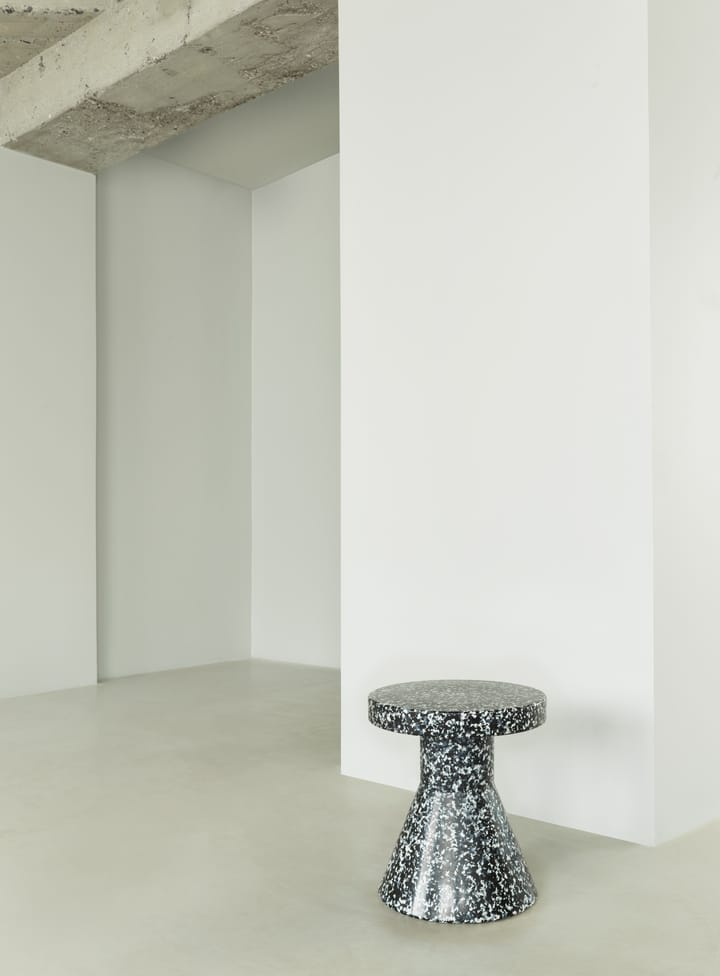 Bit Cone pall, Svart-vit Normann Copenhagen