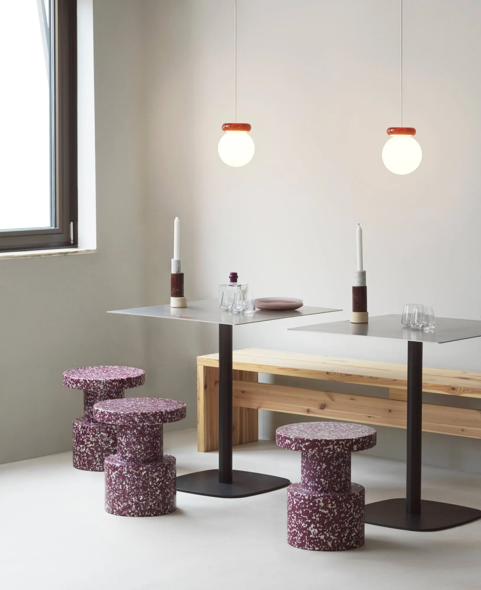 Bit rund pall, Burgundy Normann Copenhagen