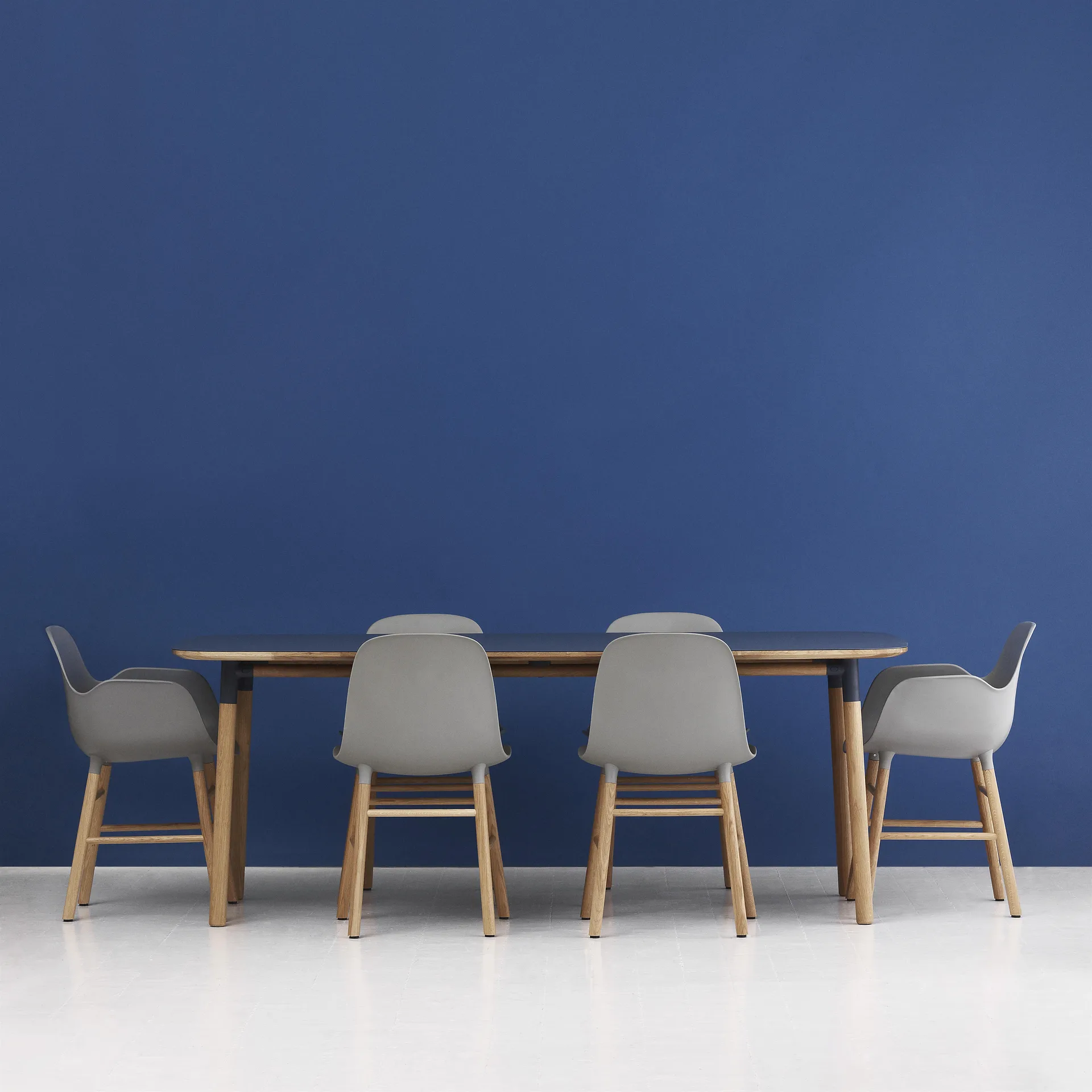 Form bord 95x200 cm, blå Normann Copenhagen