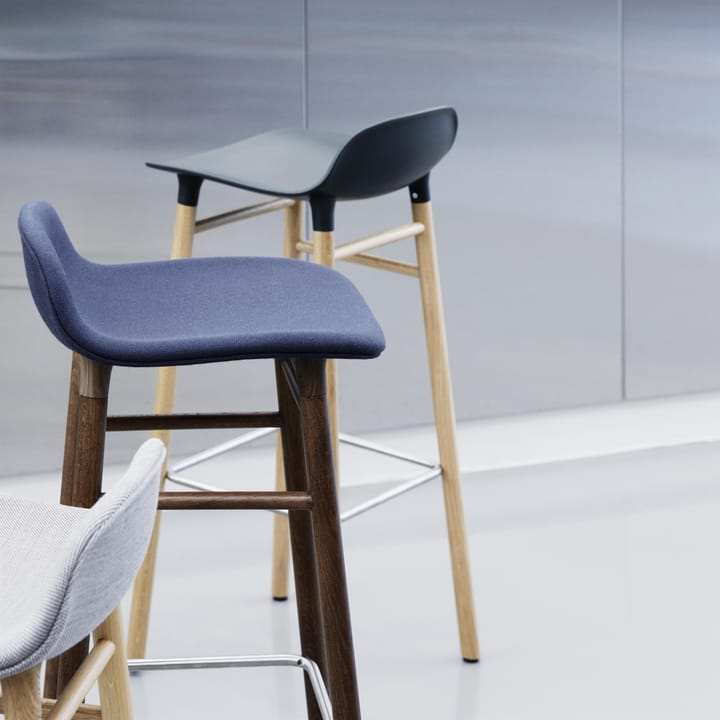 Form Chair barstol ekben - svart - Normann Copenhagen