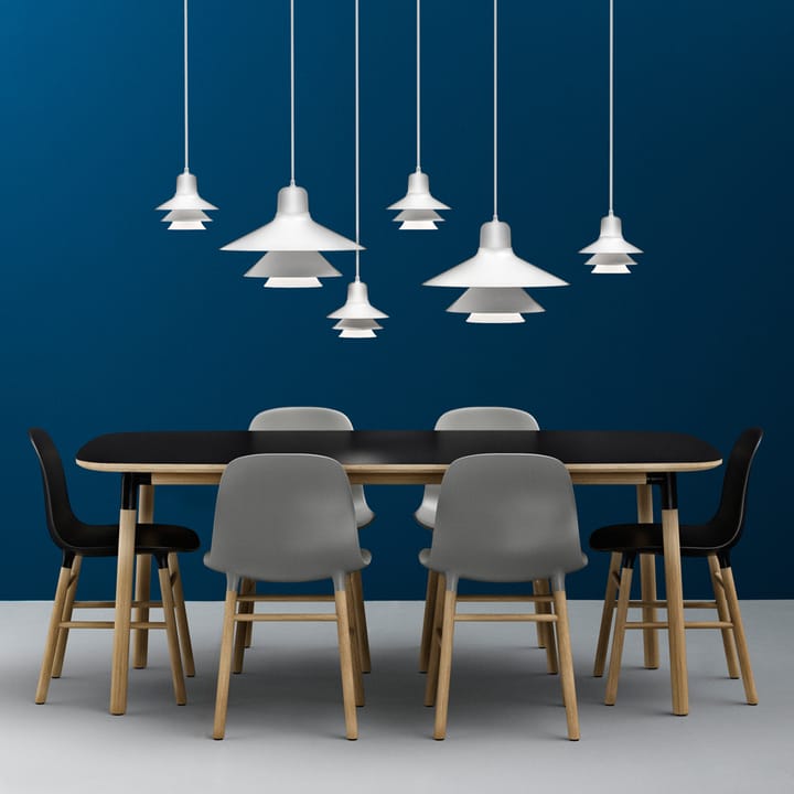 Form stol, red, ekben Normann Copenhagen