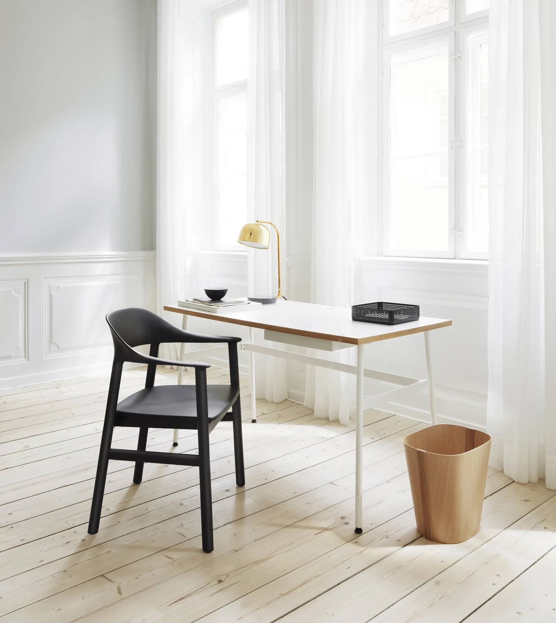 Herit karmstol ek, Dusty Green Normann Copenhagen