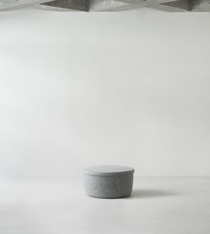 Hide Storage sittpuff stor, Grå Normann Copenhagen