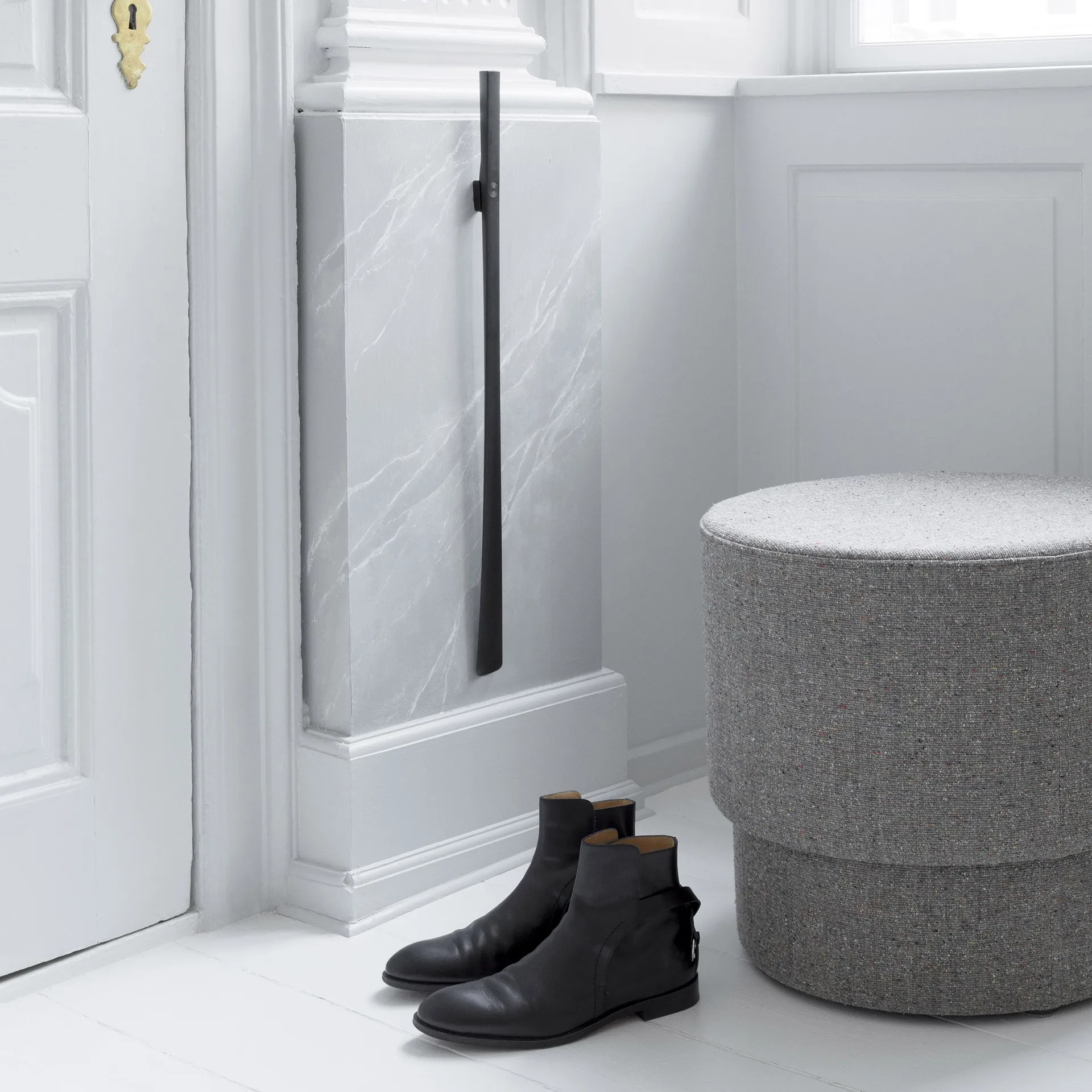 Normann skohorn, Black (svart) Normann Copenhagen