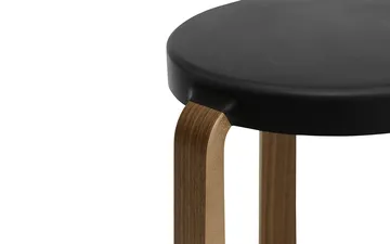 Tap rund pall - Black, valnötsben, Ø35x43 cm - Normann Copenhagen