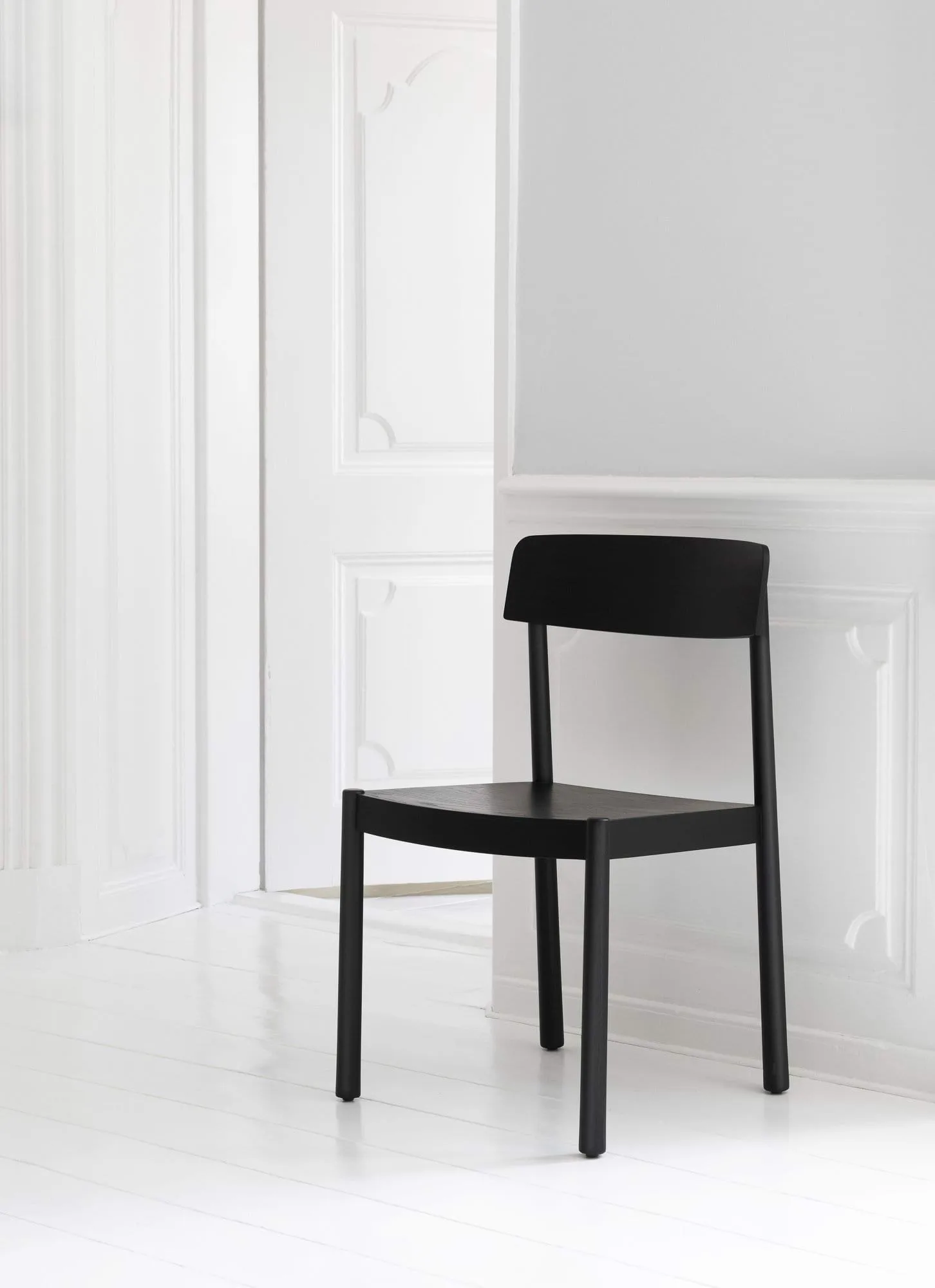 Timb stol med dyna, Black/ Ultra Leather - Black Normann Copenhagen