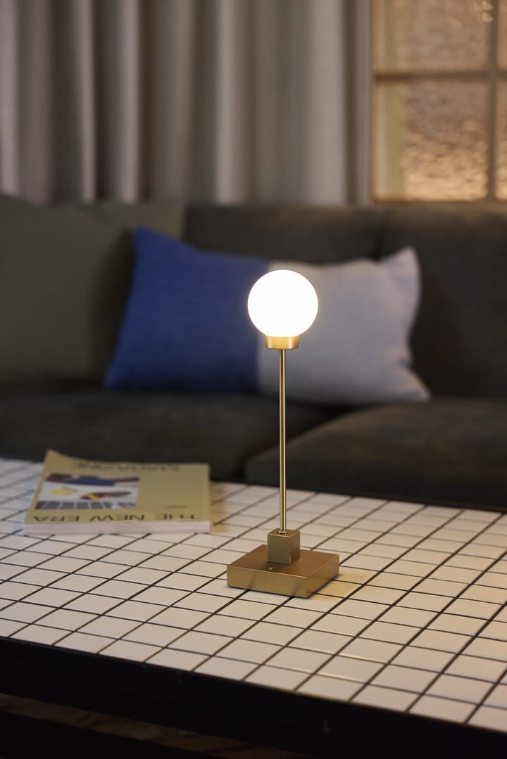 Snowball portabel bordslampa 33 cm, Mässing Northern