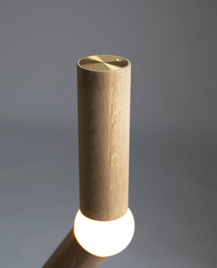 Lightbone golvlampa 124,3 cm - Natural oak - Oblure