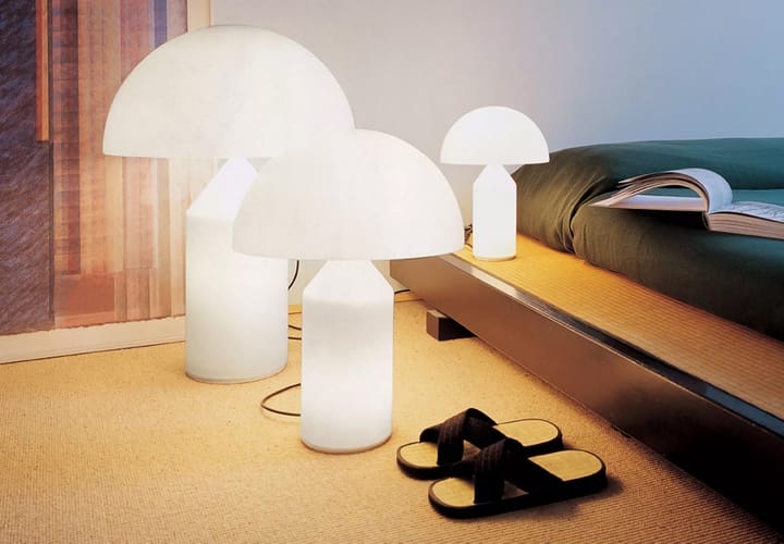 Atollo large 235 bords/golvlampa glas - Opal - Oluce