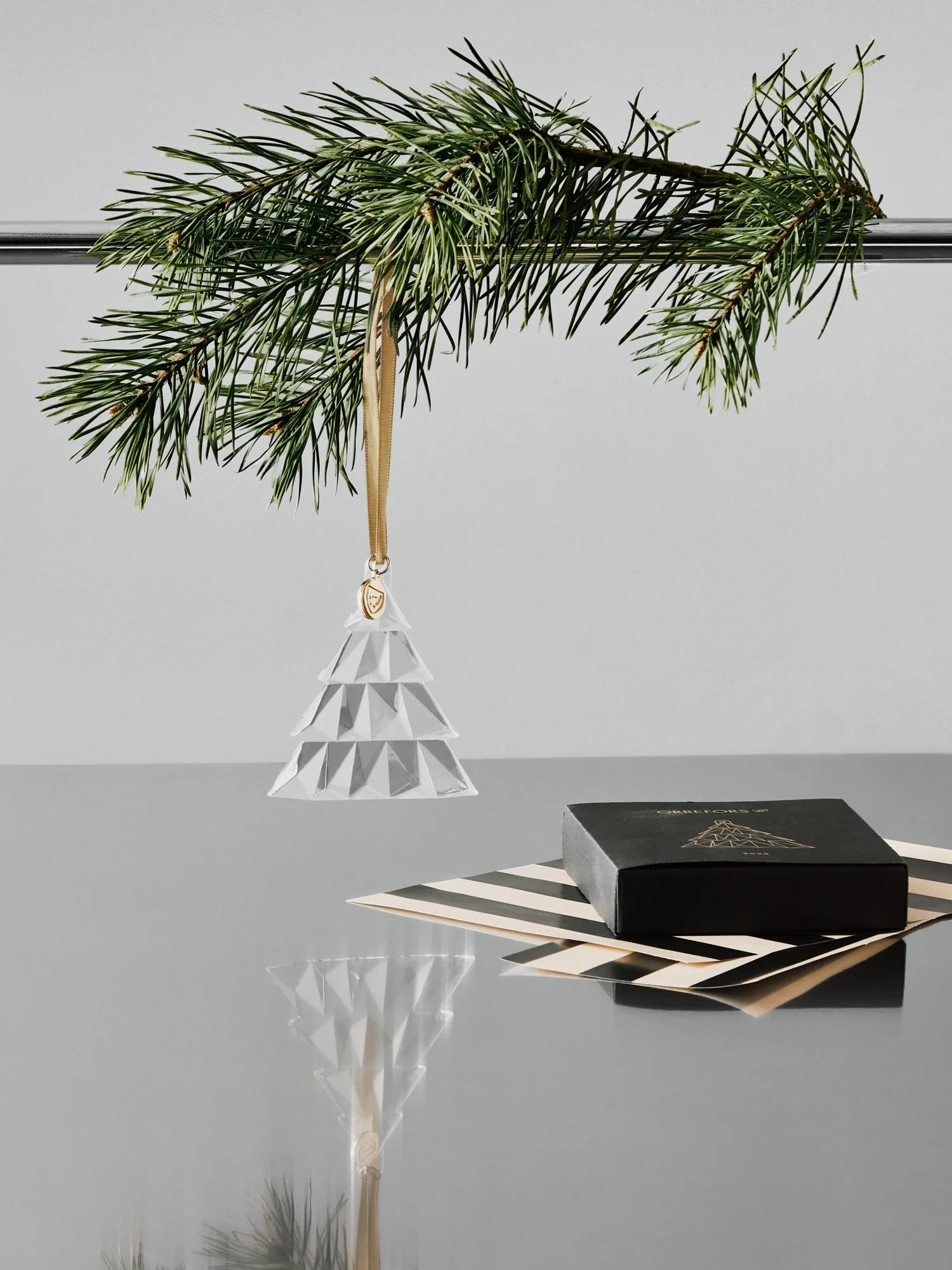 Annual ornament tall, Transparent Orrefors