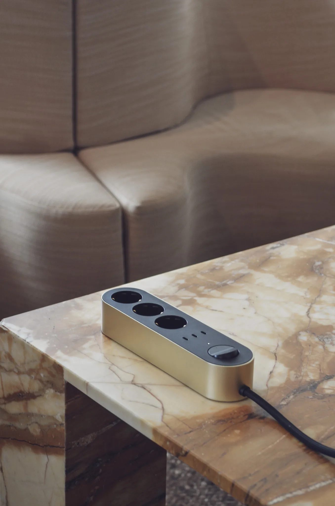 Edgar Power Bar grenuttag, Satin brass Palette