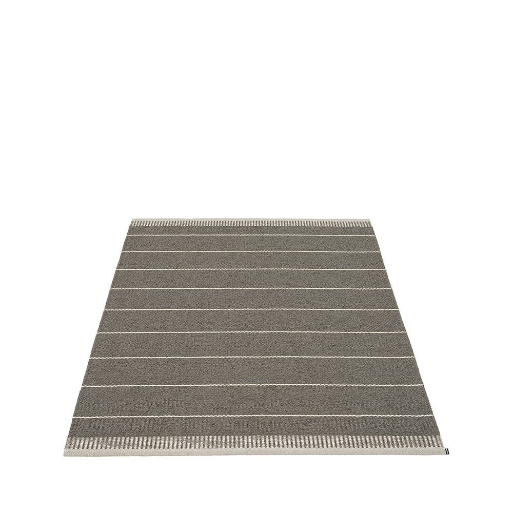 Pappelina Belle matta shadow, 230x320 cm | Skandinavisk Design | Plastmattor | Grå