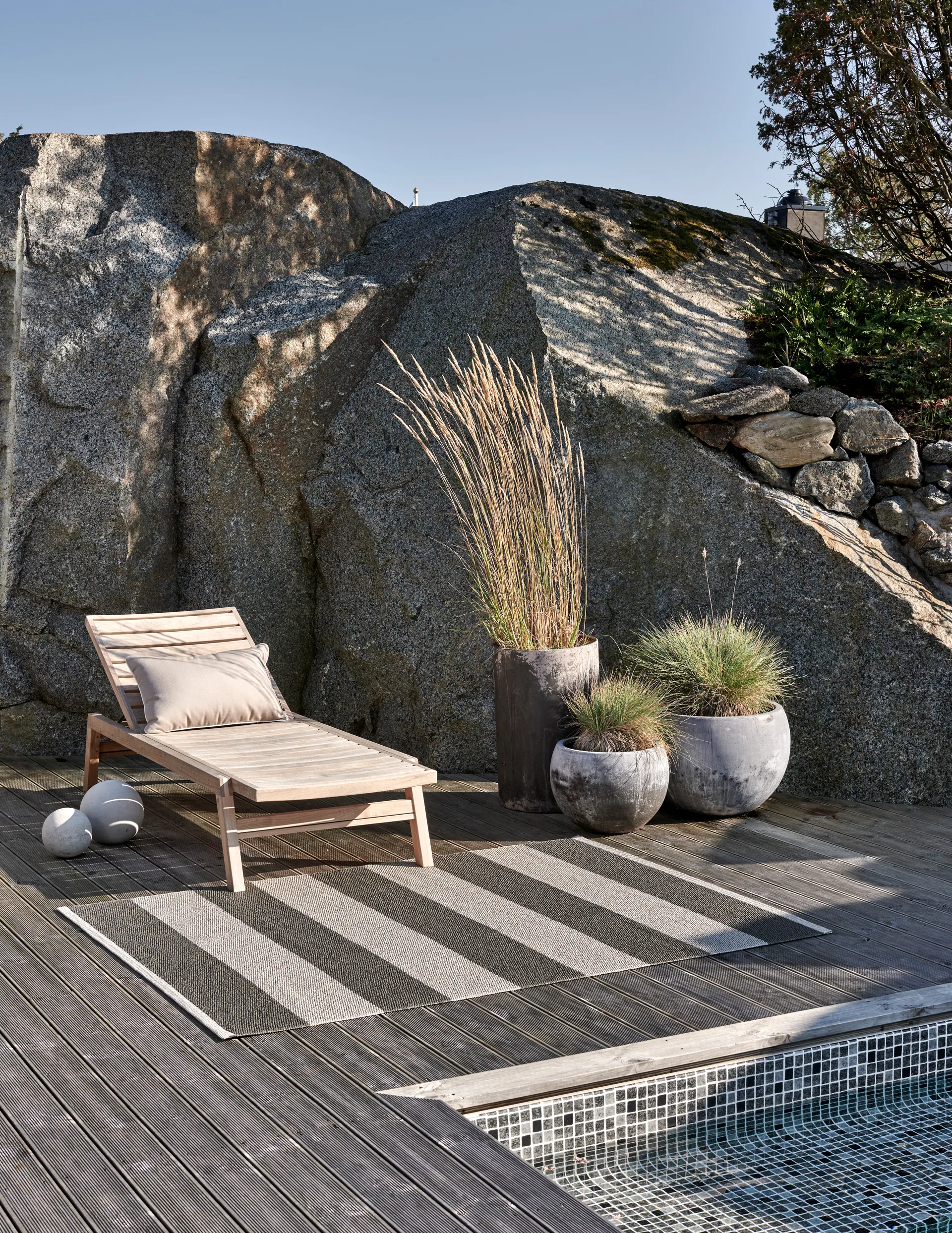 Bob gångmatta, Charcoal/linen, 70x150 cm Pappelina