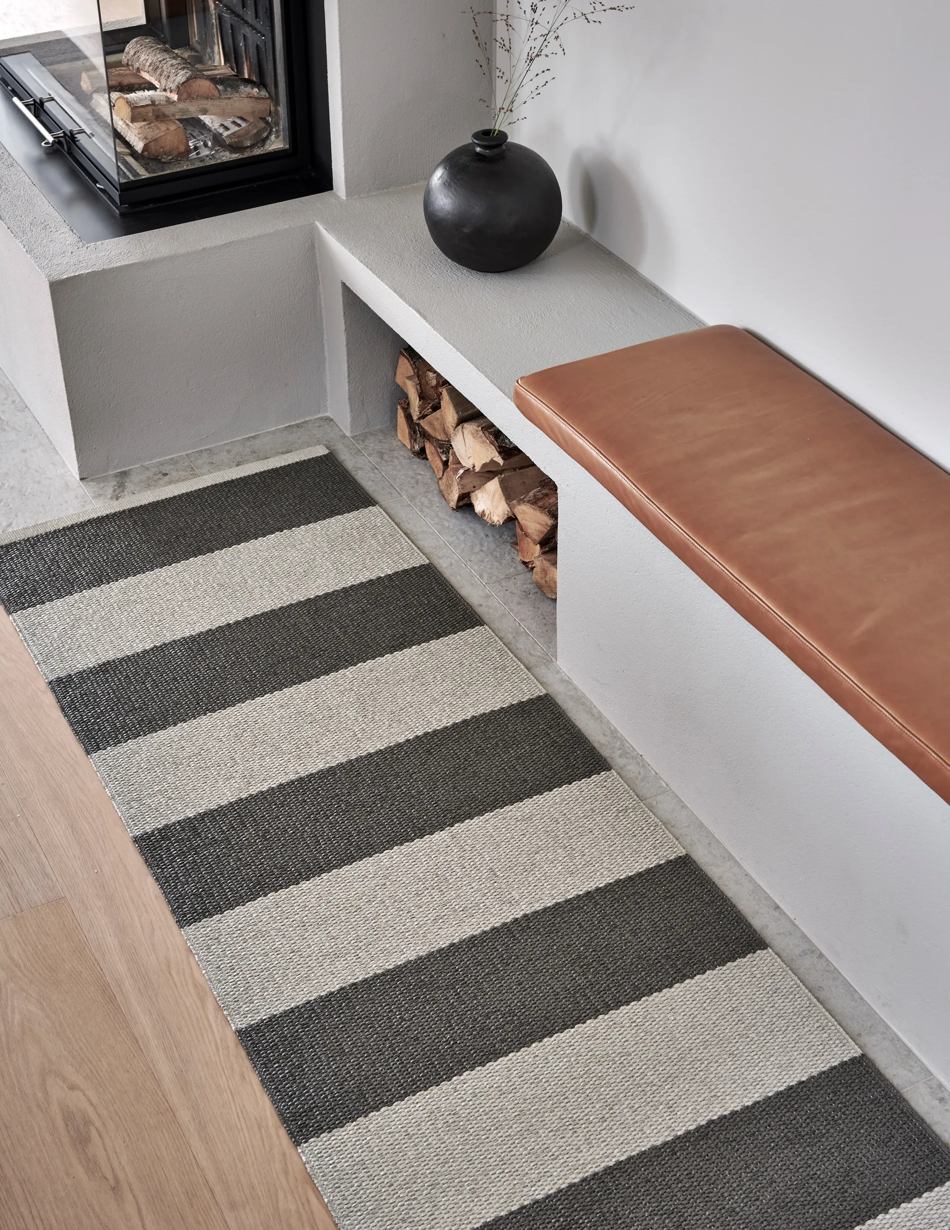 Bob gångmatta, Charcoal/linen, 70x300 cm Pappelina