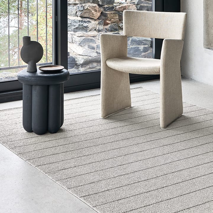 Carl matta, vanilla/white, 180x260 cm Pappelina