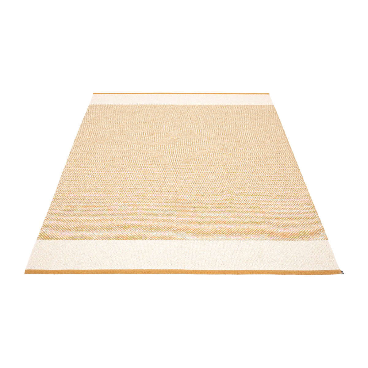 Pappelina Edit plastmatta 230x320 cm Ochre | Skandinavisk Design | Plastmattor | Orange