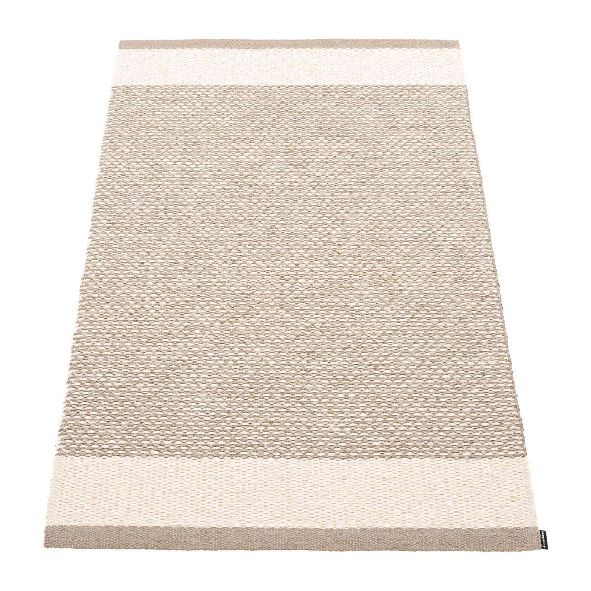 Pappelina Edit plastmatta 70x120 cm Mud | Skandinavisk Design | Plastmattor | Brun
