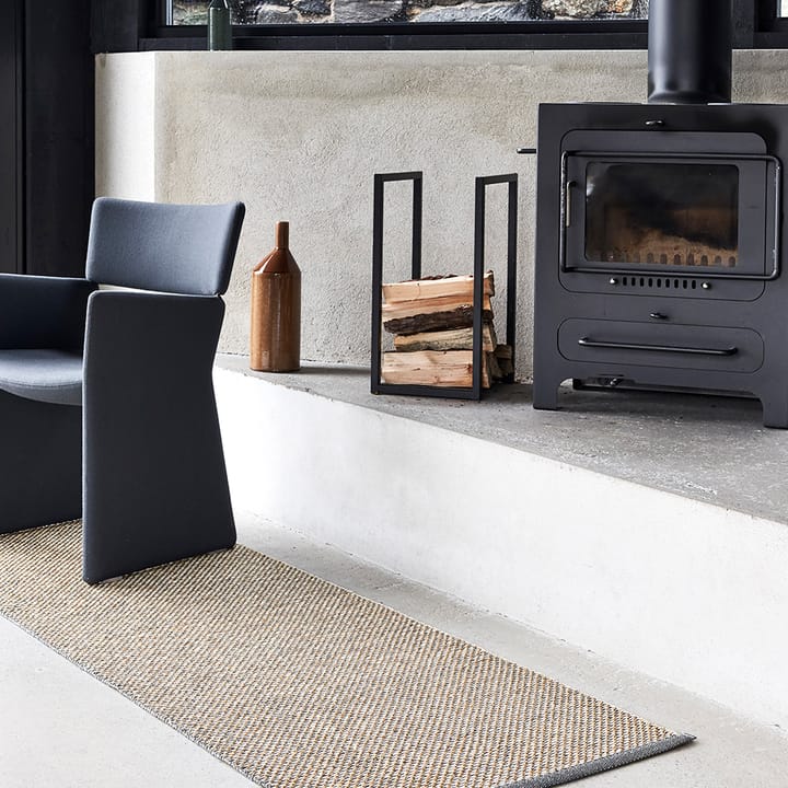 Effi matta, black/warm grey/vanilla, 230x320 cm Pappelina