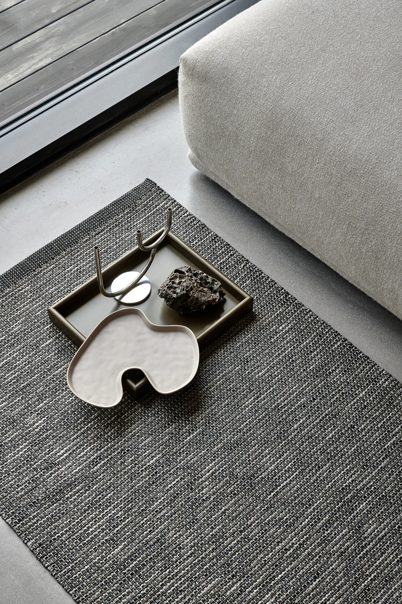 Emm Metallic matta, Vanilla-white, 70x120 cm Pappelina