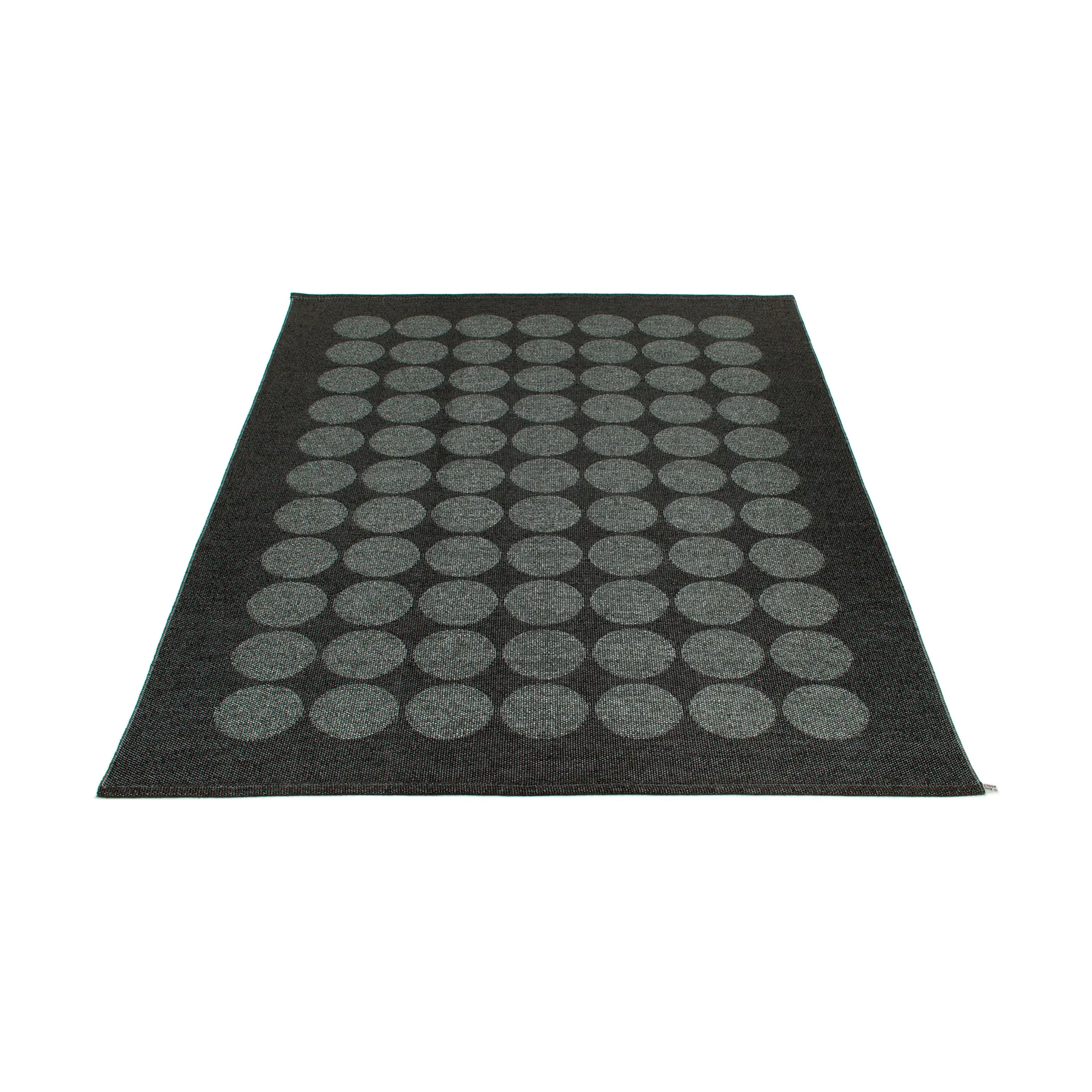 Hugo matta, black metallic/black, 180x260 cm Pappelina