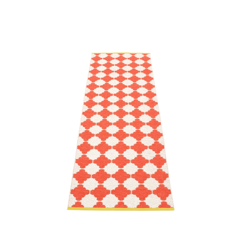 Marre gångmatta coral red/vanilla/mustard edge, 70x225 cm Pappelina