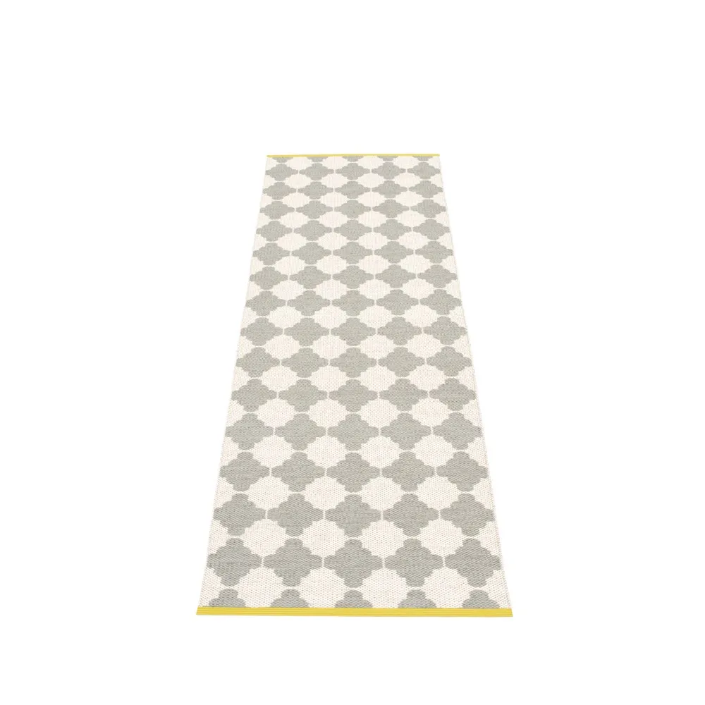Marre gångmatta warm grey/vanilla/mustard, 70x225 cm Pappelina