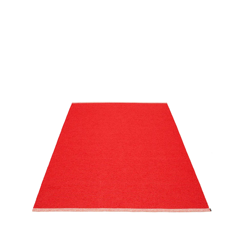 Mono matta, coral red/red, 180x300 cm Pappelina