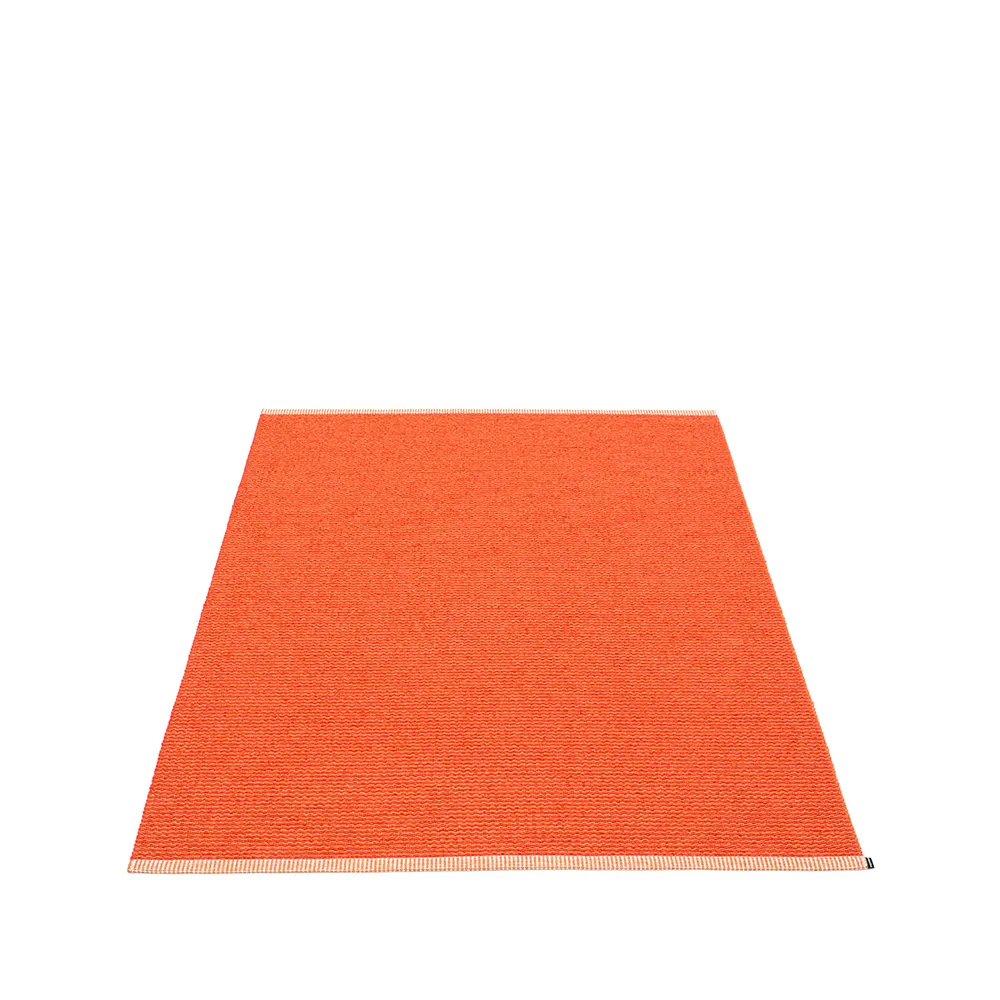 Mono matta, pale orange/coral red, 140x200 cm Pappelina