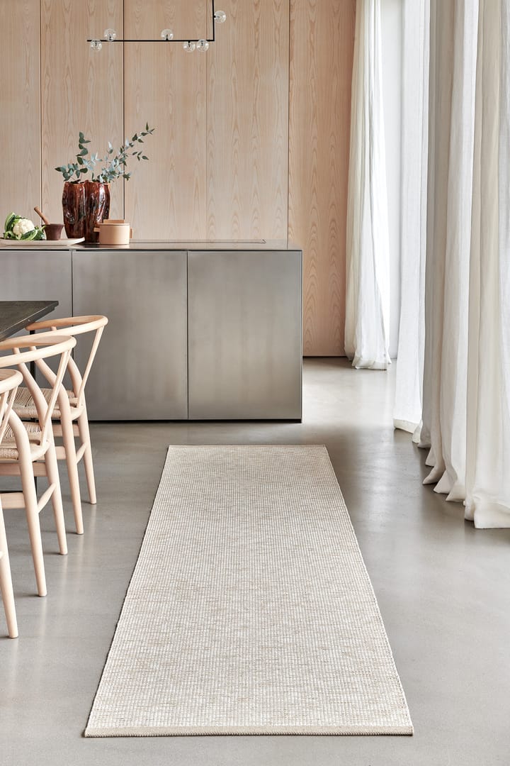Sam matta, Pale orange-cream, 70x225 cm Pappelina