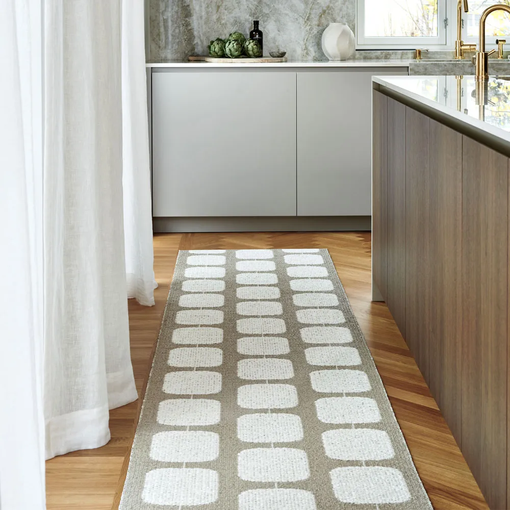 Sten gångmatta, light nougat, 70x200 cm Pappelina