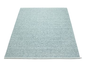 Svea matta azurblue aetallic/pale turquoise - 180x260 cm - Pappelina