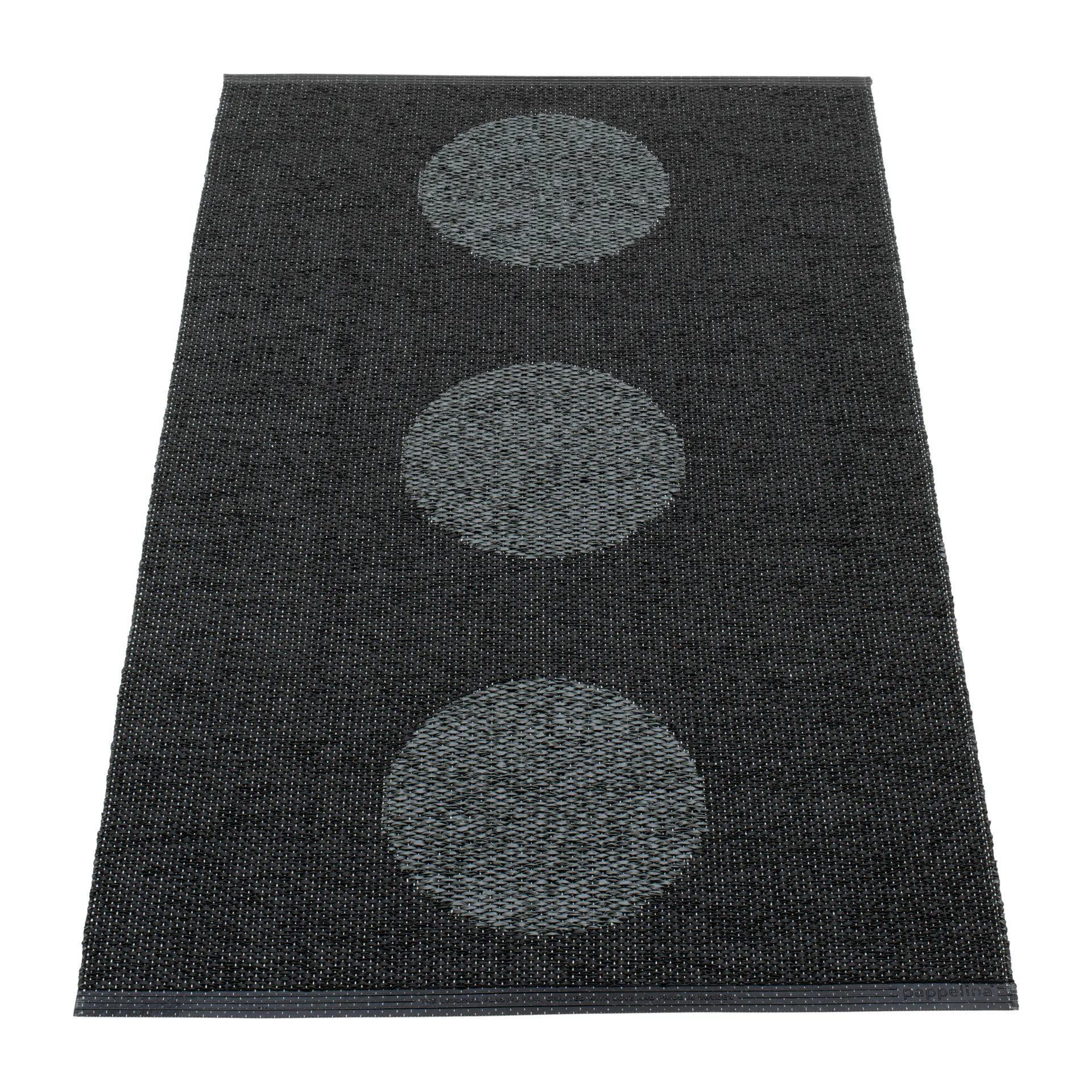 Vera 2.0 plastmatta black-black metallic, 70x120 cm Pappelina