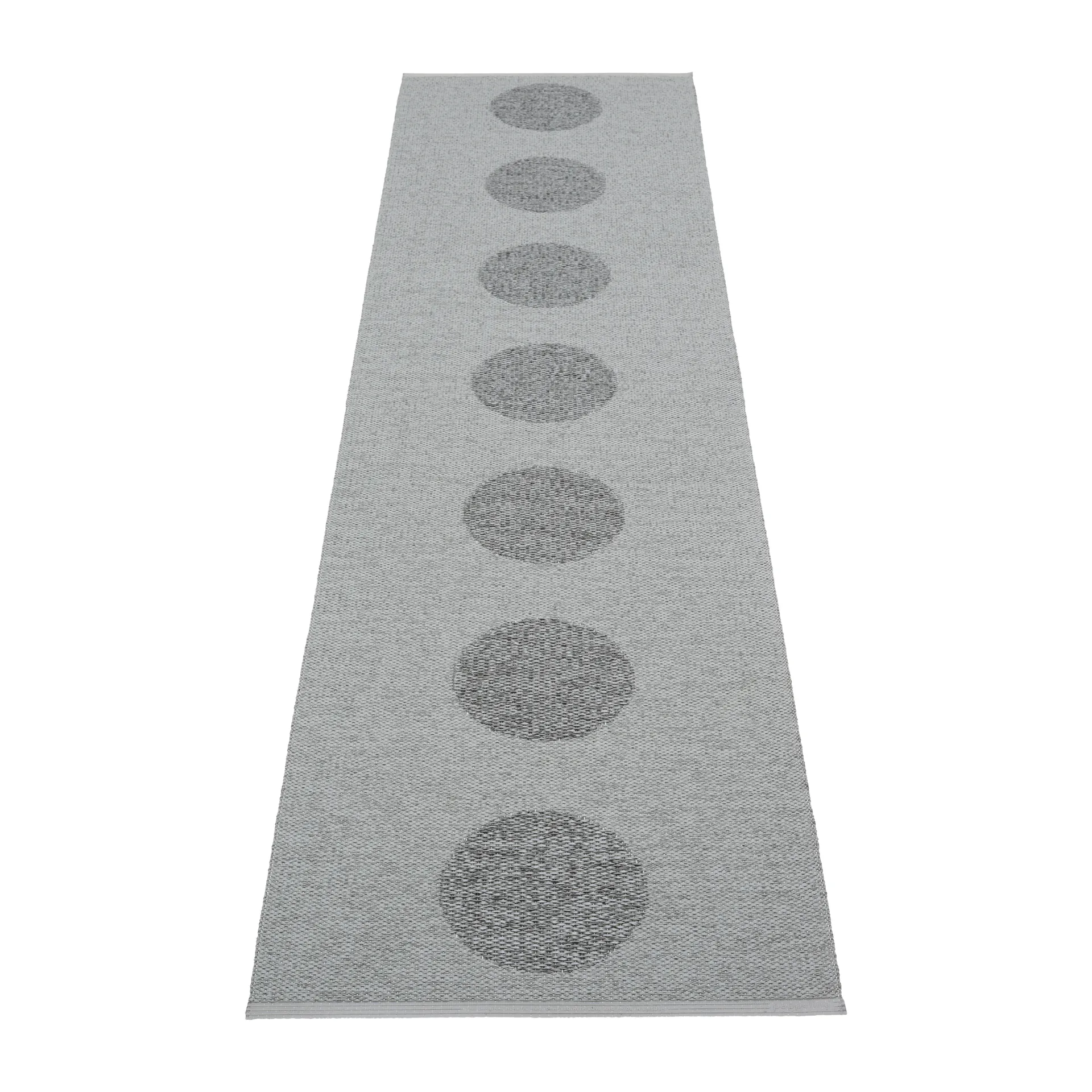 Vera 2.0 plastmatta grey-granit metallic, 70x280 cm Pappelina