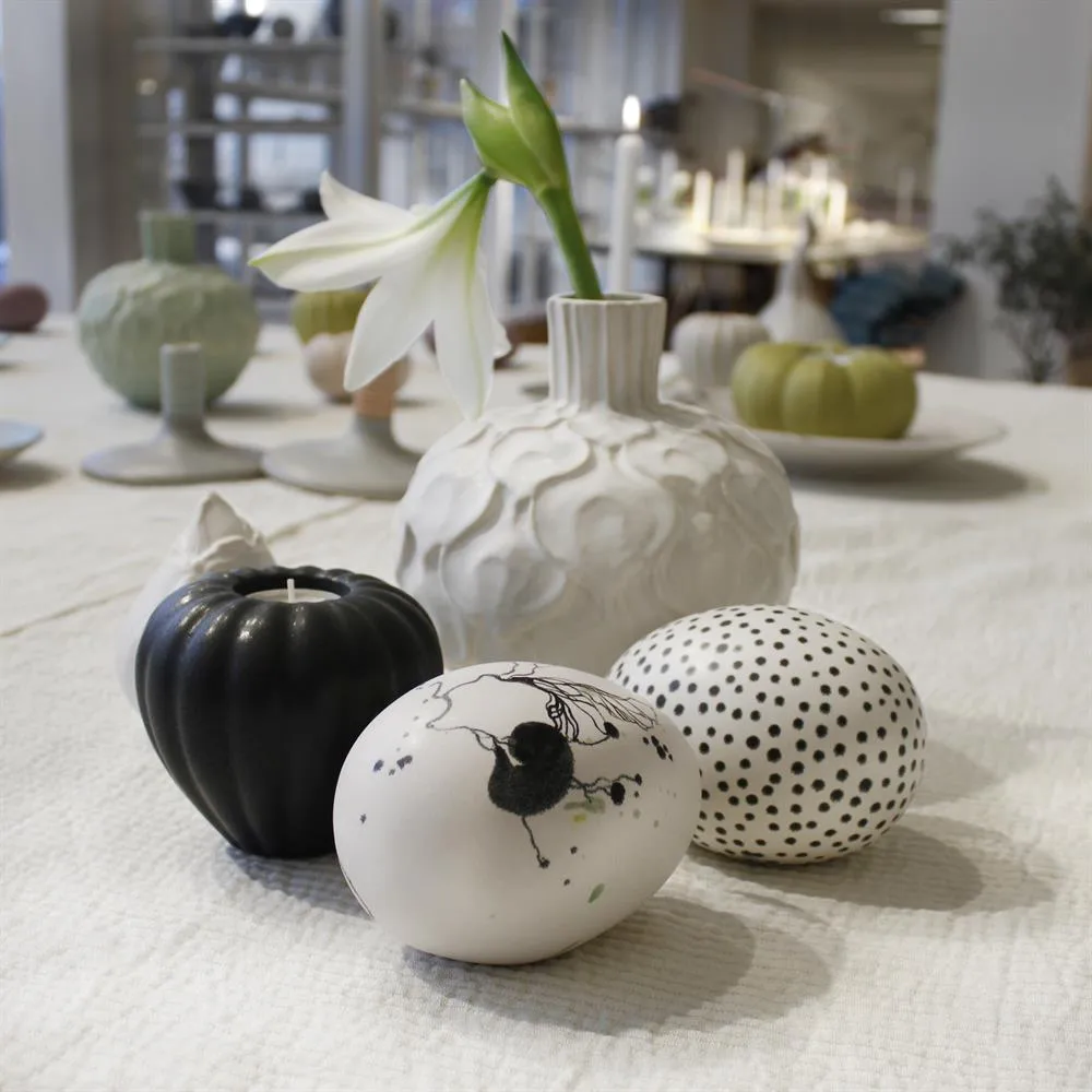 Ateljé ägg prick, vit-svart Paradisverkstaden