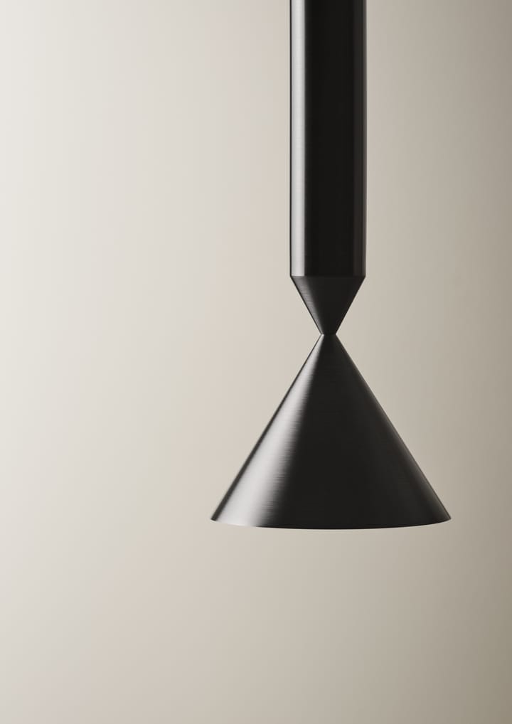 Apollo 59 taklampa, Darkest hour Pholc