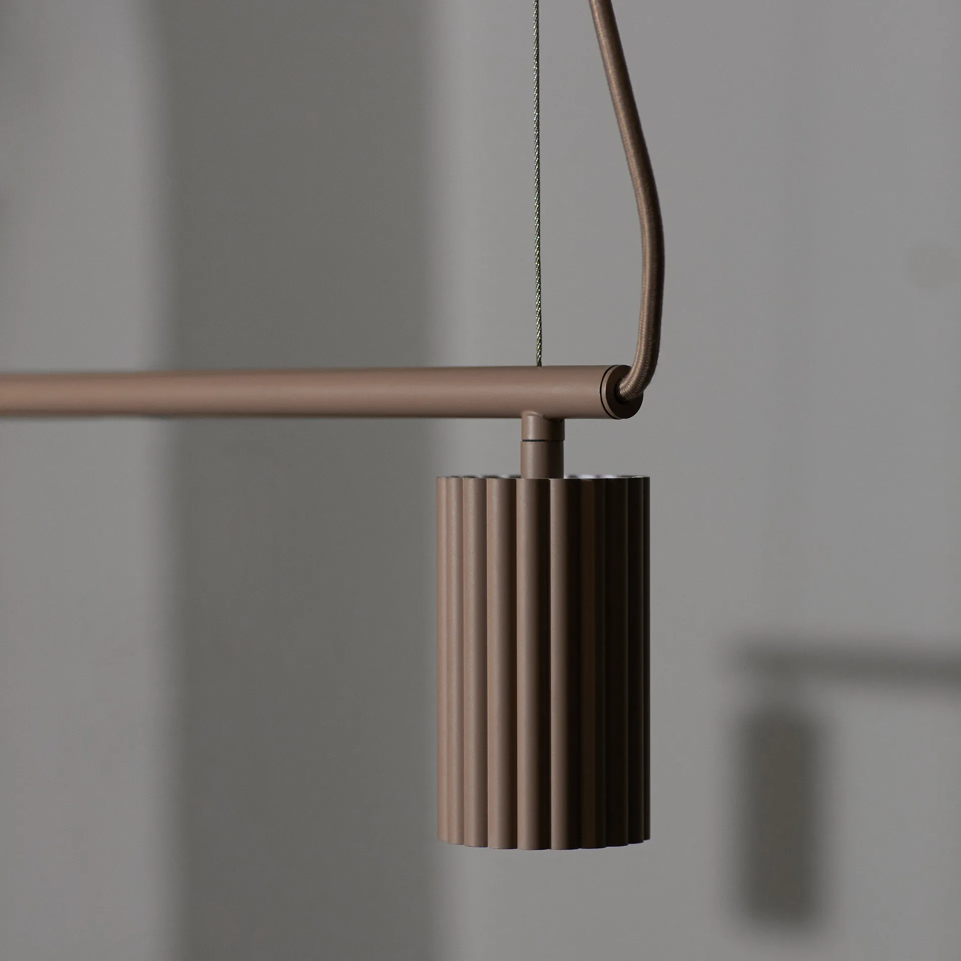 Donna Line 120 taklampa, Blush Pholc