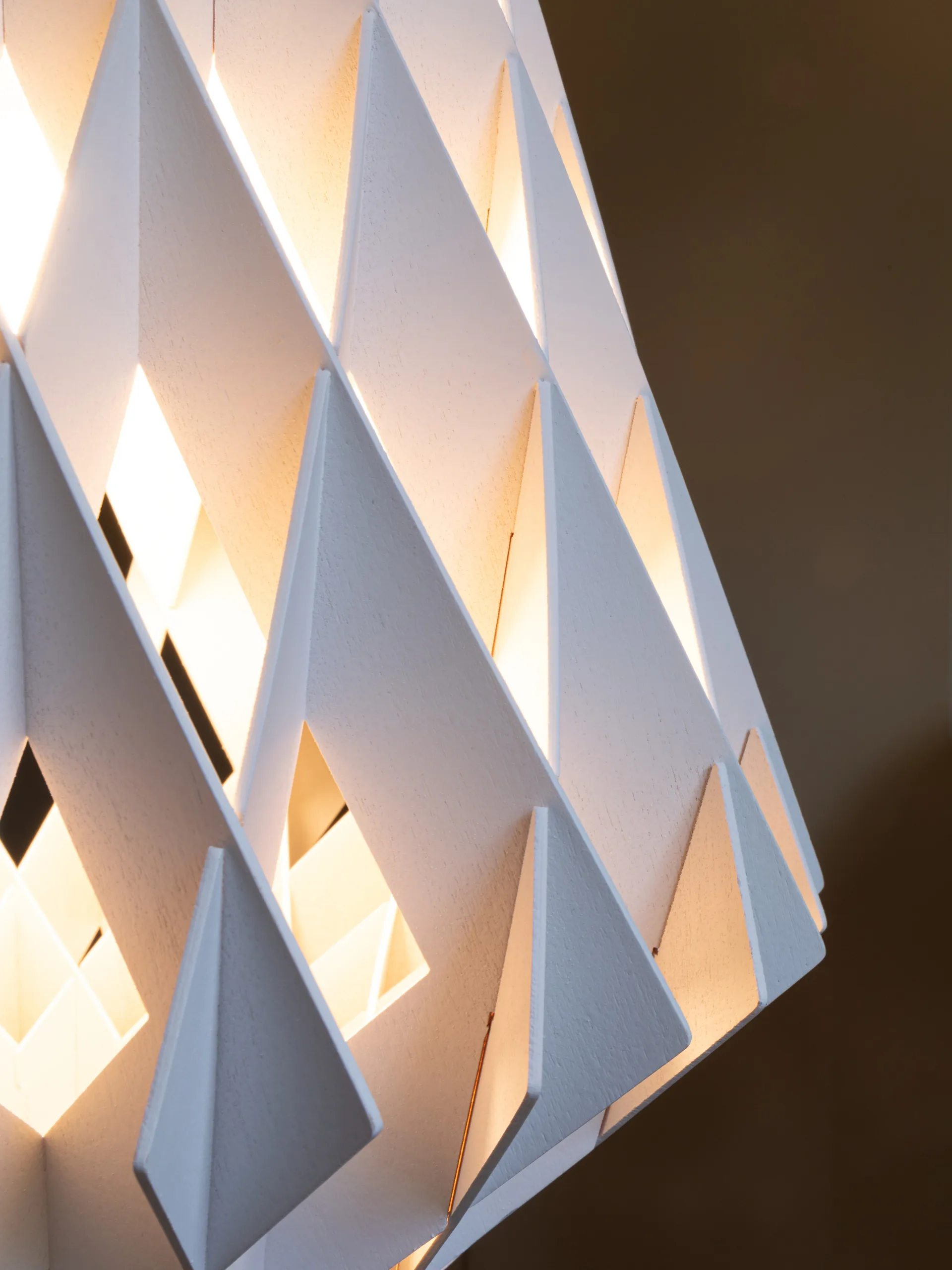Pilke Signature golvlampa Ø28 cm, Vit Pilke