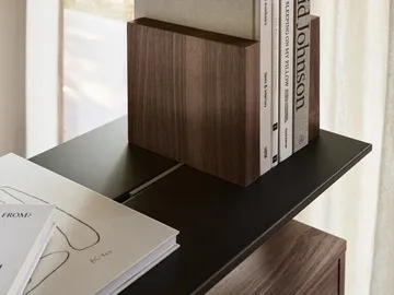 Pira G2 hyllsystem F C B Black/Walnut 248-255 cm - Pira