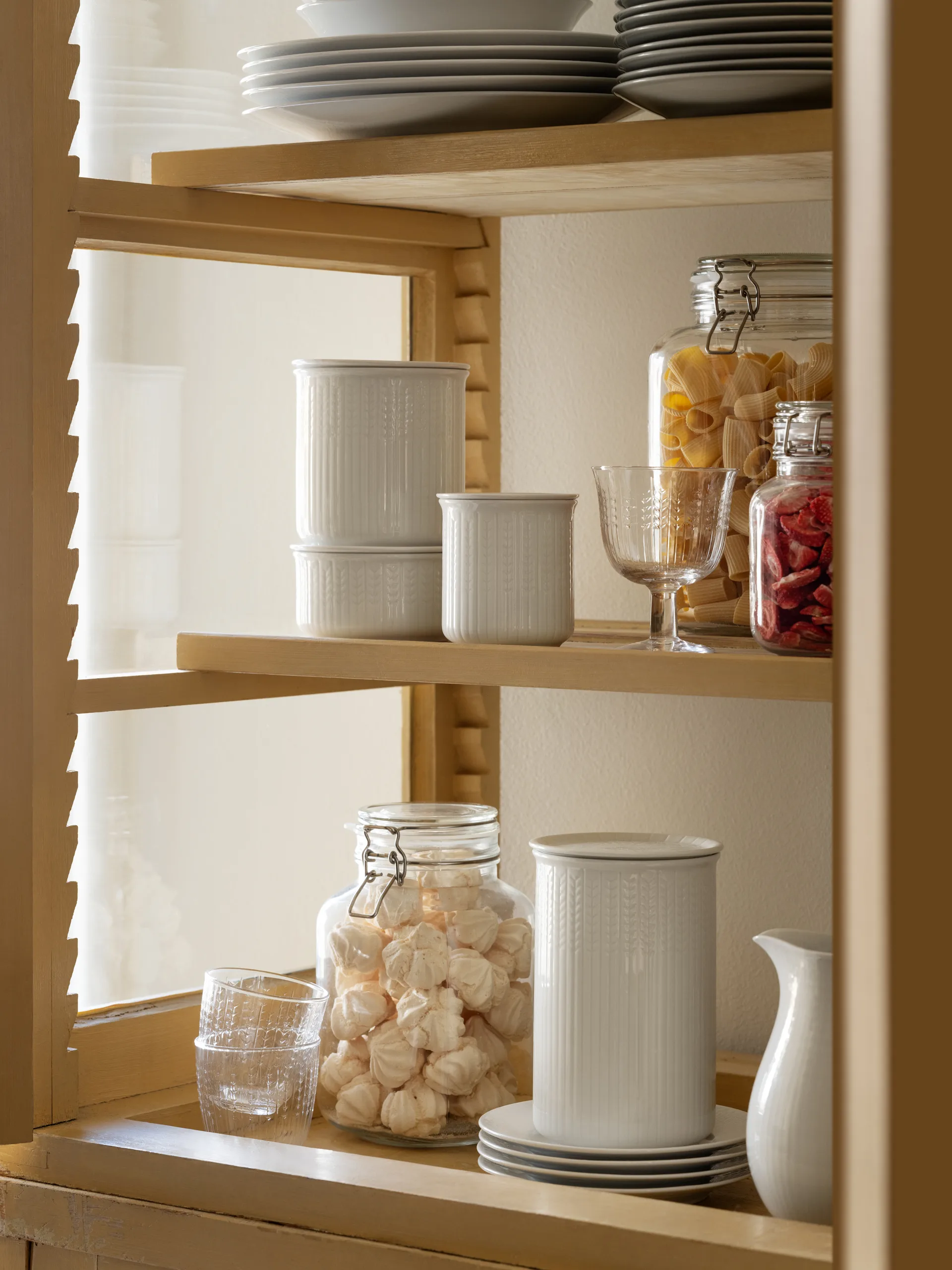 Swedish Grace förvaringsburk låg S 0,3 L, Snö Rörstrand