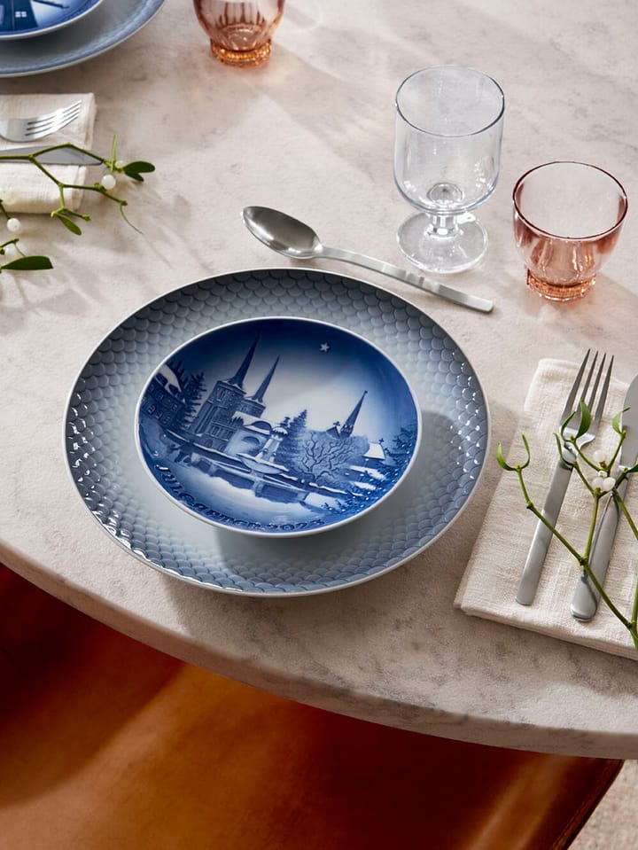 Bing & Grøndahl Collectibles jultallrik 2023, Christmas in Roskilde Ø18 cm Royal Copenhagen