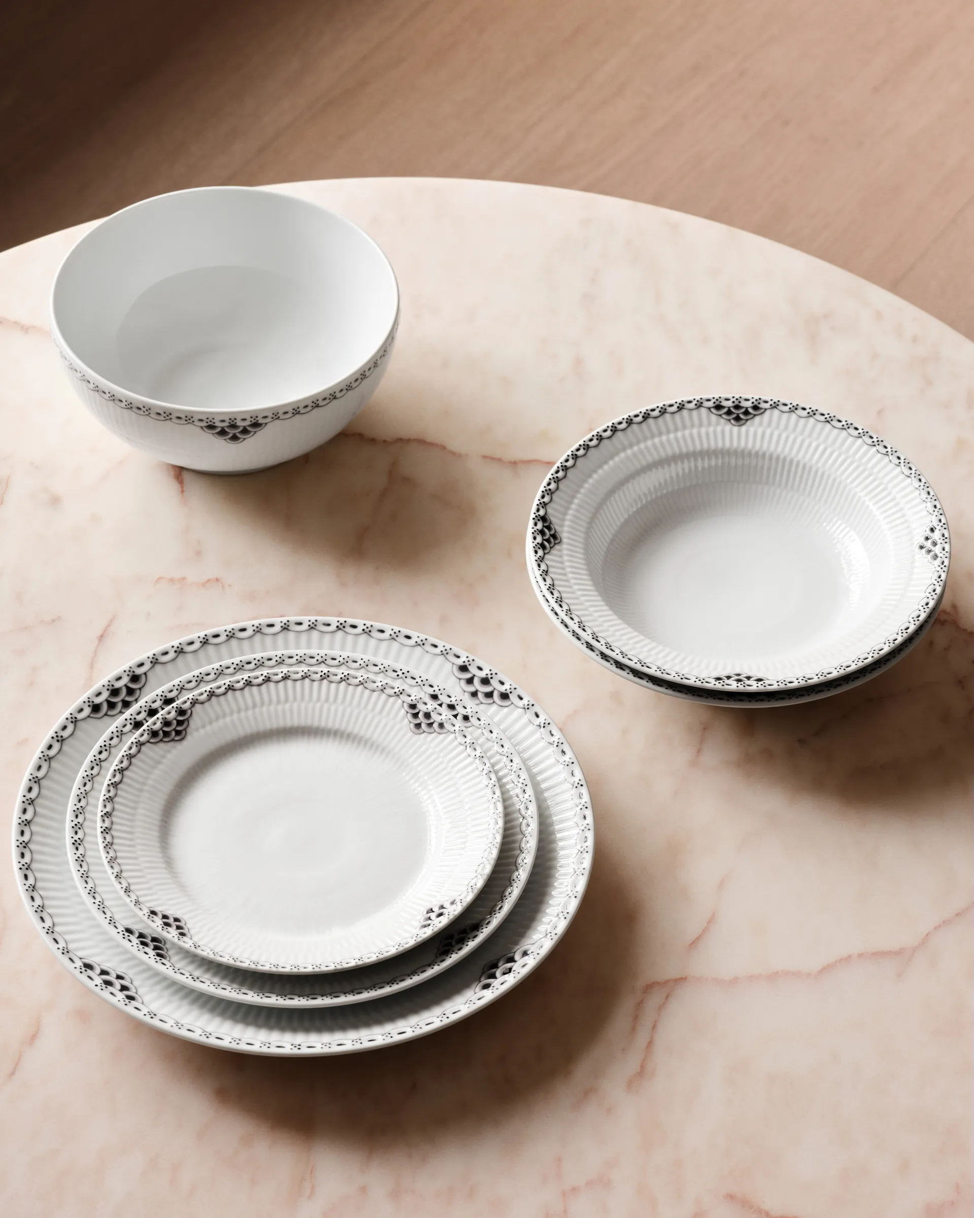 Black Lace tallrik, Ø27 cm Royal Copenhagen