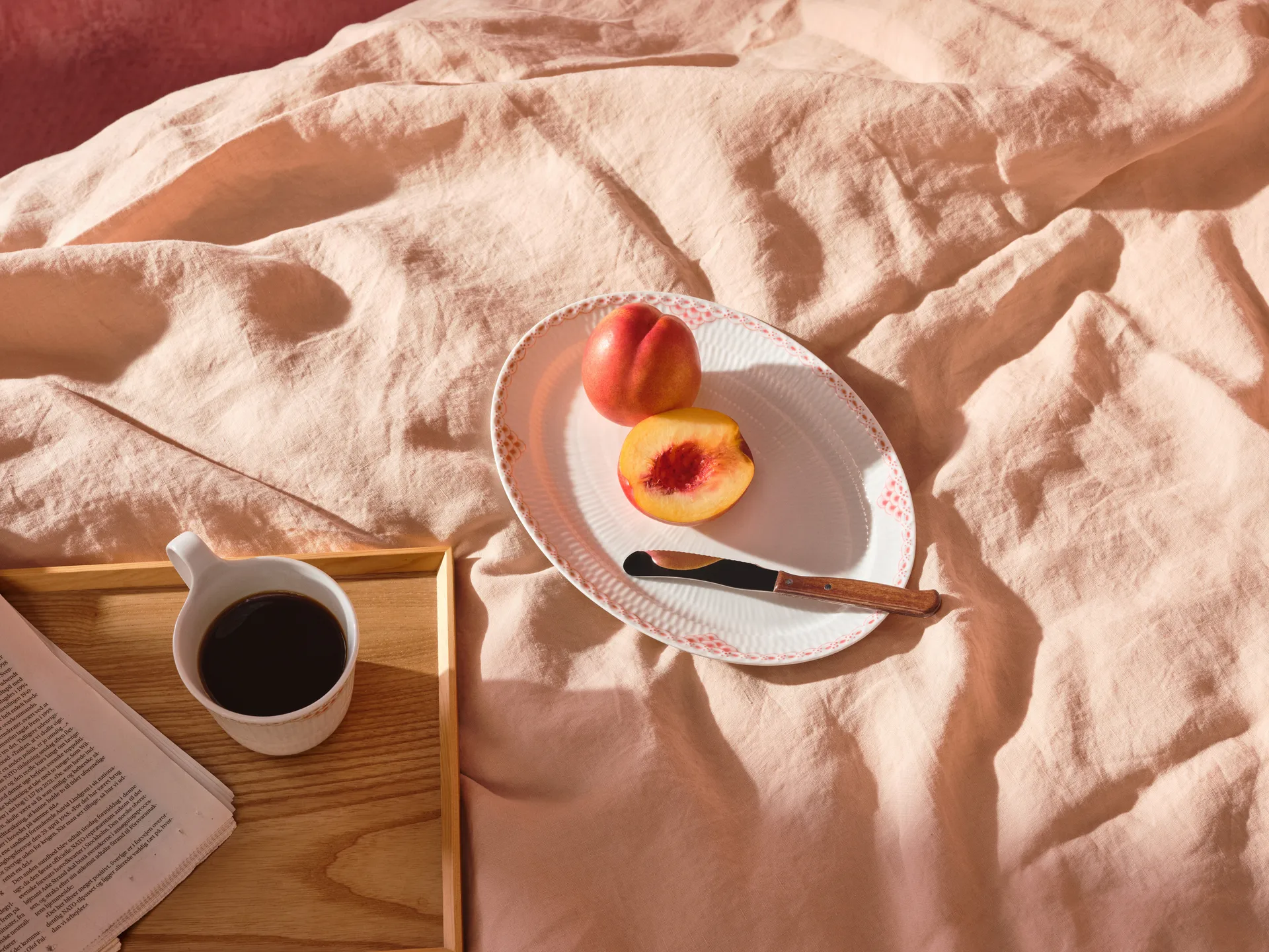 Coral Lace ovalt fat 21x28,5 cm, Korall-vit Royal Copenhagen