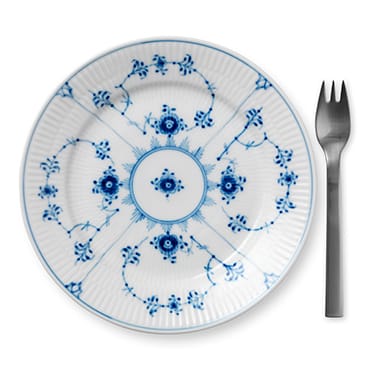 Musselmalet räfflat tallrik, Ø 19 cm Royal Copenhagen